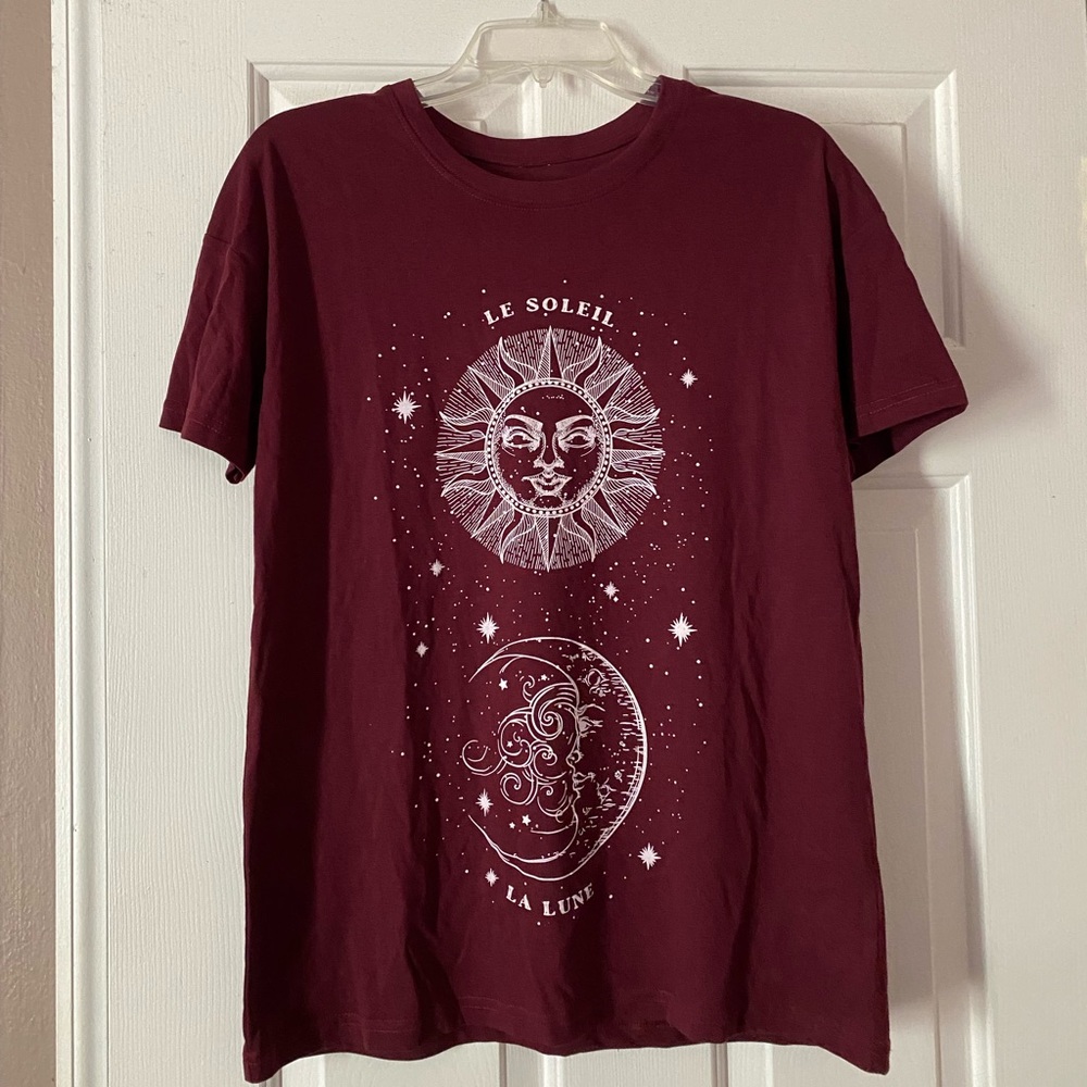 Maroon Sun and Moon T-Shirt (Le Soleil La Lune)